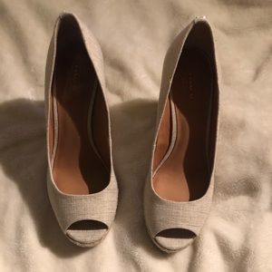 Peep toes espadrille